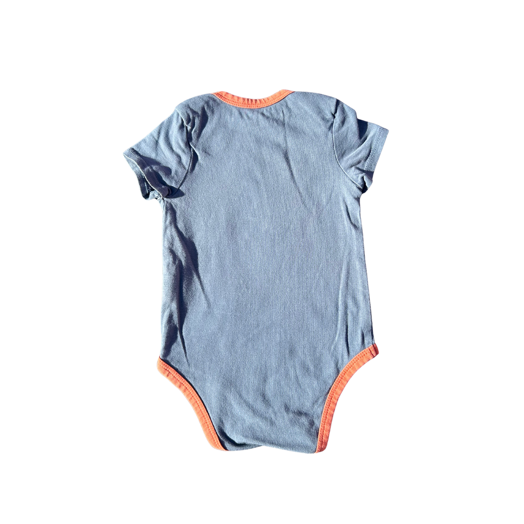 Body [Tape à l'oeil] 9 mois